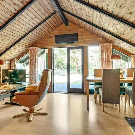 3 Bedroom Awesome In Hadsund Holiday home